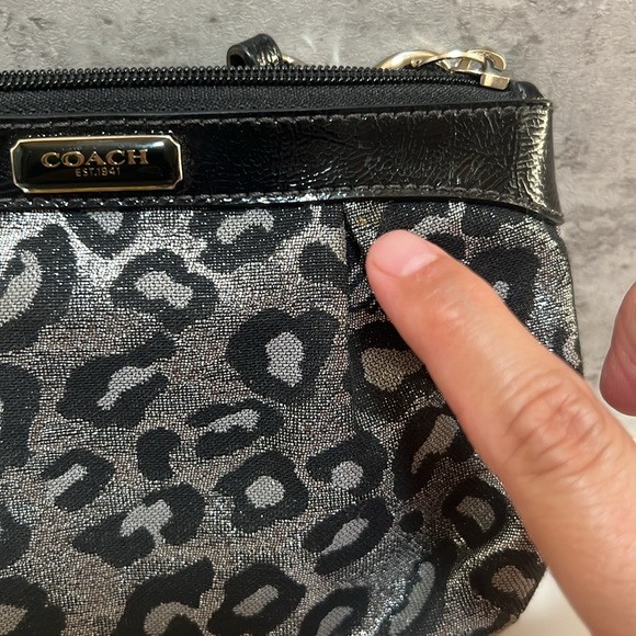 Coach wallets and wristlet set of 3 lot (2 new, 1 like new) - Picture 16 of 17